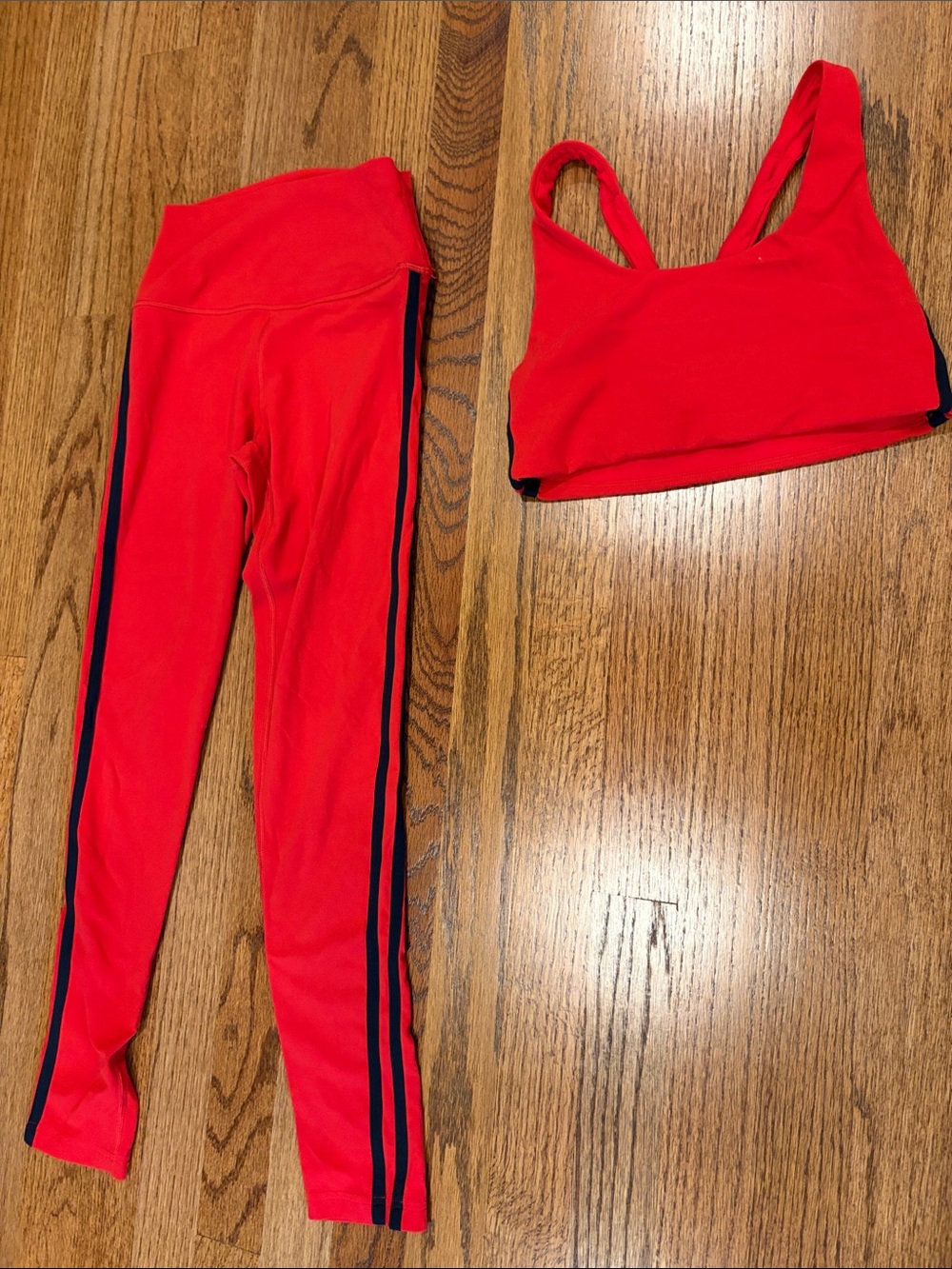 Splits59 Ella Workout Set - XSA Top - SA Leggings - Red and Black